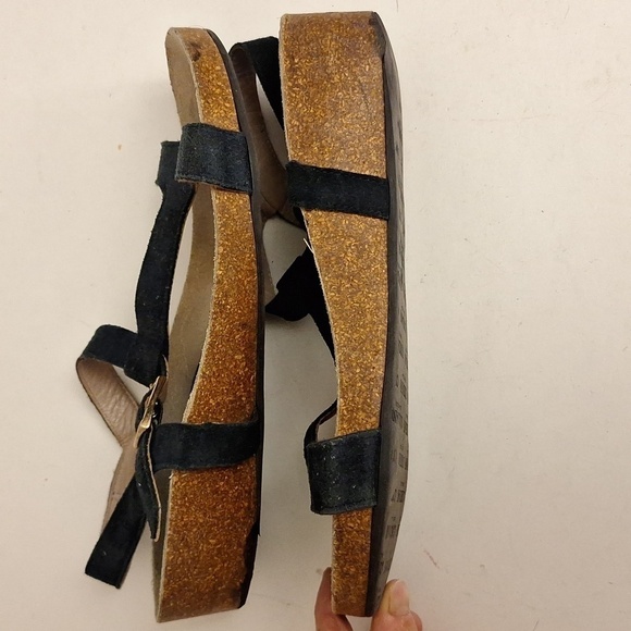 Cordani Black Strappy Suede Leather Chunky Platform Wedge Thong Sandals Size 8.5 - Picture 5 of 7